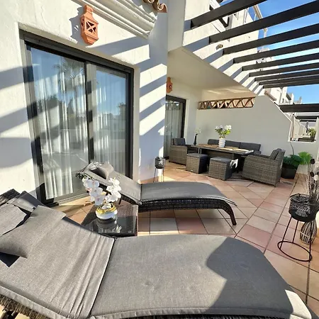 Casa Sunsetgolf, 2-bdrm, Pool, Garden, Parking Lägenhet Estepona